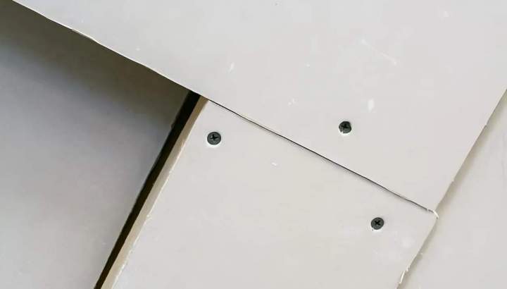 Plaques de plâtre et accessoires pour vos cloisons.